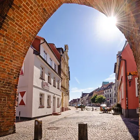 Отель Am Alten Hafen 3*