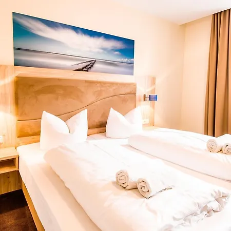 Отель Am Alten Hafen 3*