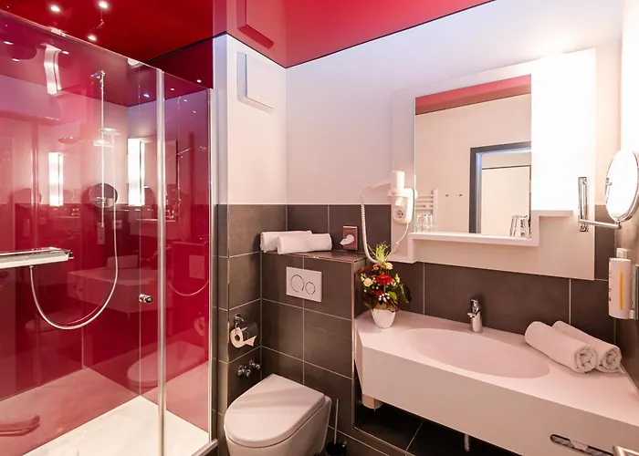 מלון Am Alten Hafen 3*